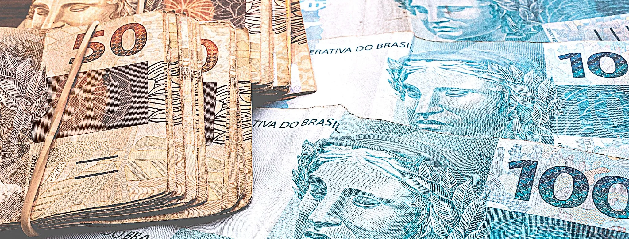 como fazer o empréstimo de 2.500 do auxílio brasil na pratica