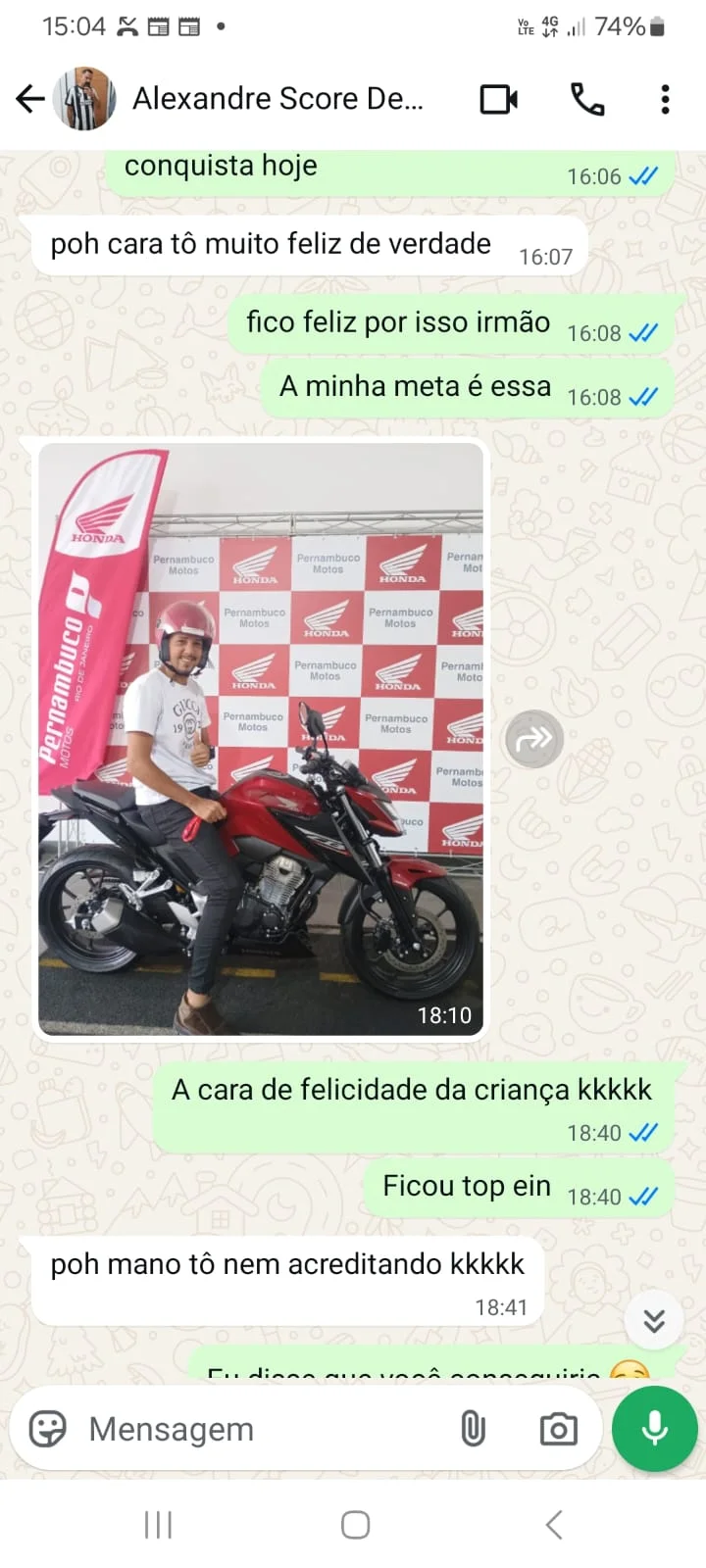 Participante do Desafio Score de Milhões realiza o sonho de financiar sua moto após aumentar o score com o método da Auxílio Crédito.